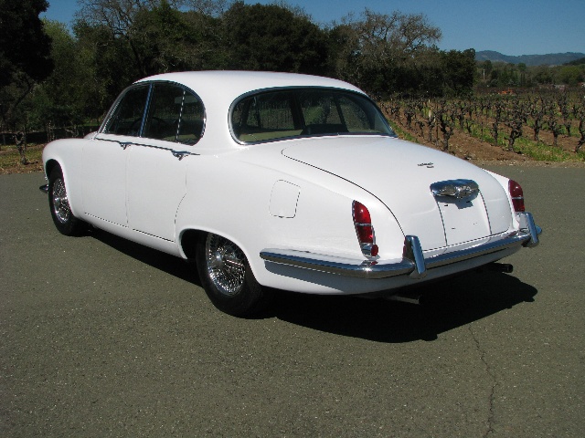 1967 Jaguar 420 Saloon Rear