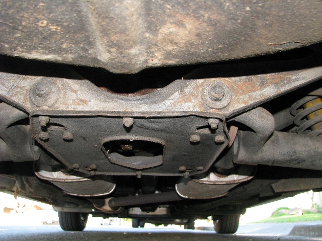 1967 Jaguar 420 Saloon Undercarriage