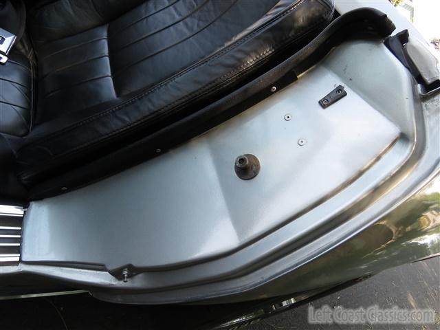 1968-427-corvette-convertible-091.jpg