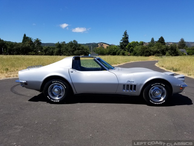 1968-chevy-corvette-c3-022.jpg