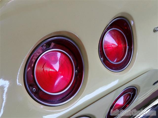 1968-corvette-427-convertible-041.jpg