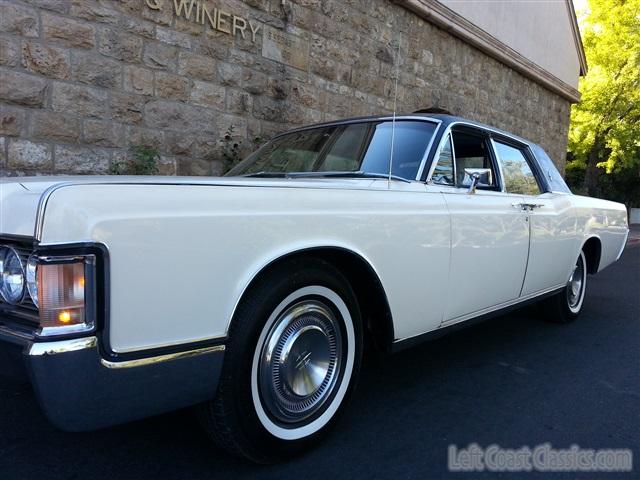 1968-lincoln-continental-hardtop-035.jpg