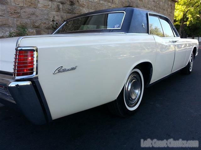 1968-lincoln-continental-hardtop-037.jpg