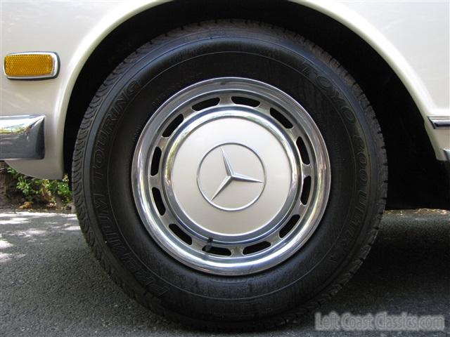 1968-mercedes-280sl-085.jpg