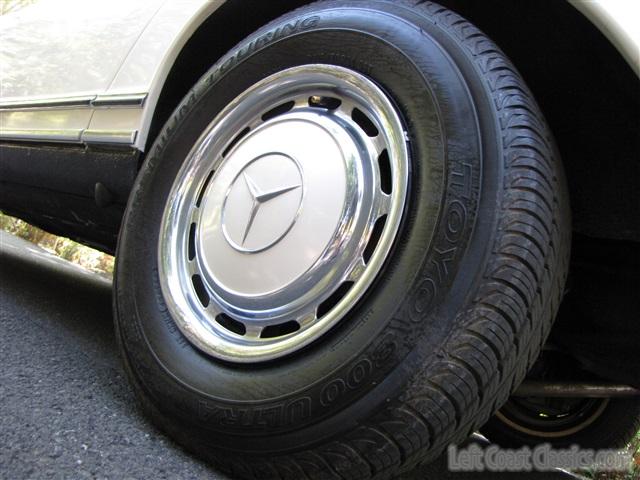 1968-mercedes-280sl-086.jpg