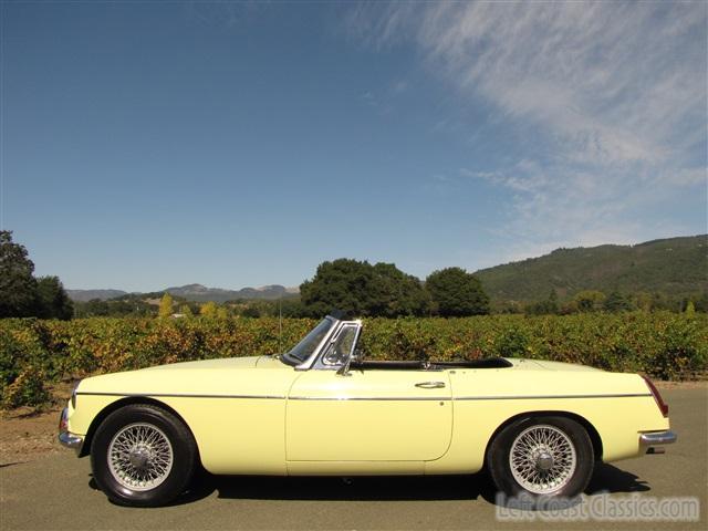 1968-mgb-roadster-008.jpg