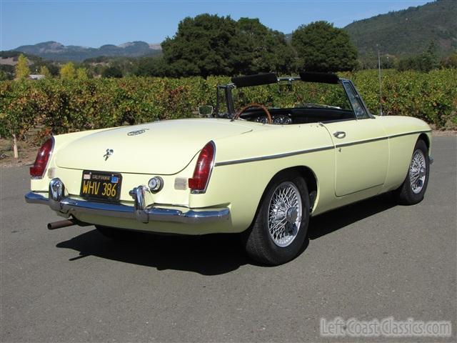 1968-mgb-roadster-019.jpg