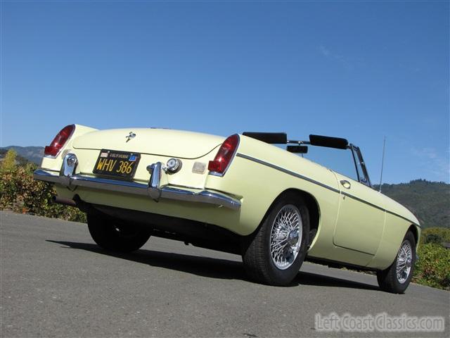 1968-mgb-roadster-020.jpg