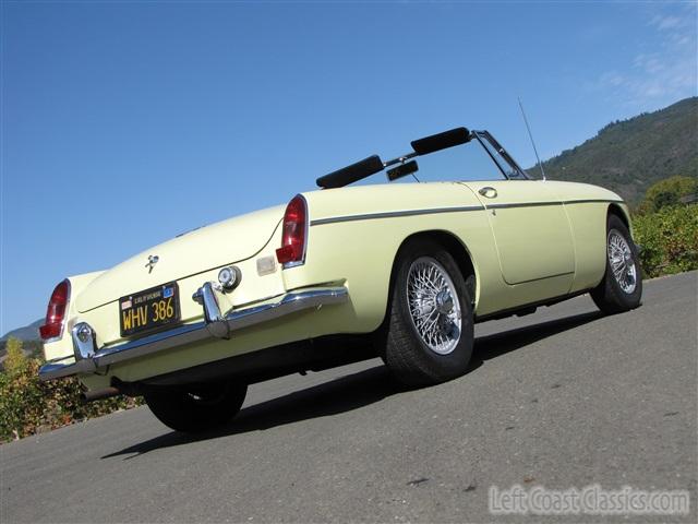 1968-mgb-roadster-021.jpg