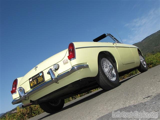 1968-mgb-roadster-023.jpg