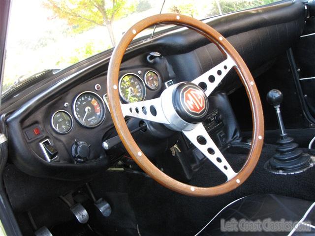 1968-mgb-roadster-094.jpg
