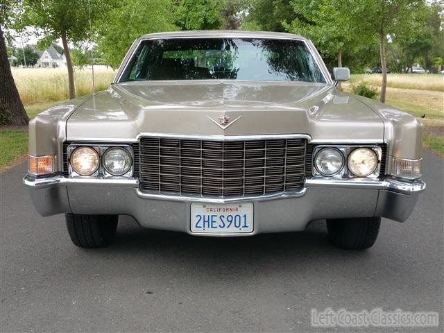 1969-cadillac-coupe-deville-001.jpg