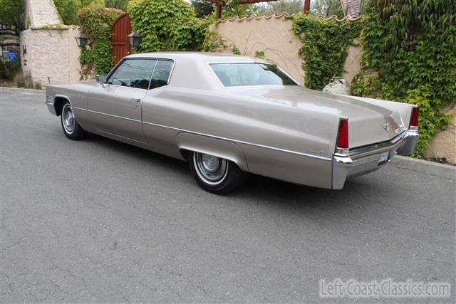 1969-cadillac-coupe-deville-018.jpg