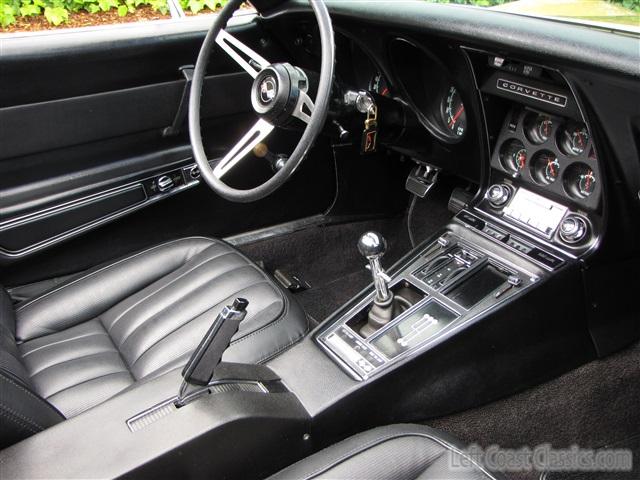 1969-chevrolet-corvette-427-139.jpg