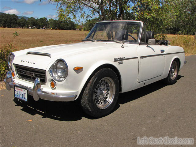 1969 Datsun 2000 Roadster Slide Show