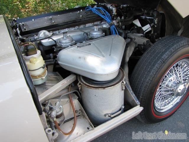 1969-jaguar-xke-roadster-138.jpg