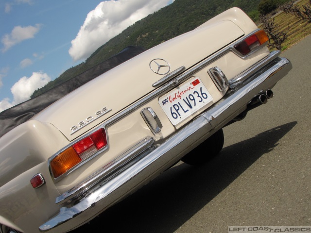 1969-mercedes-280se-cabriolet-055.jpg