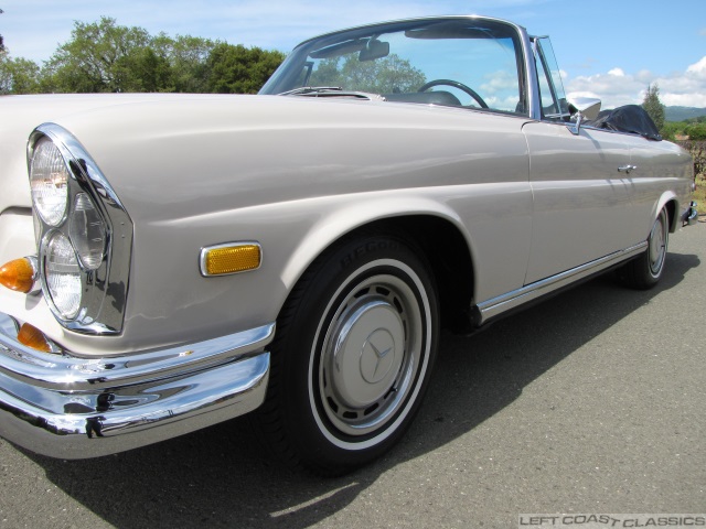 1969-mercedes-280se-cabriolet-071.jpg