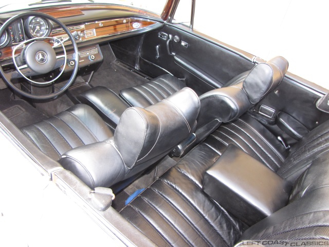 1969-mercedes-280se-cabriolet-113.jpg