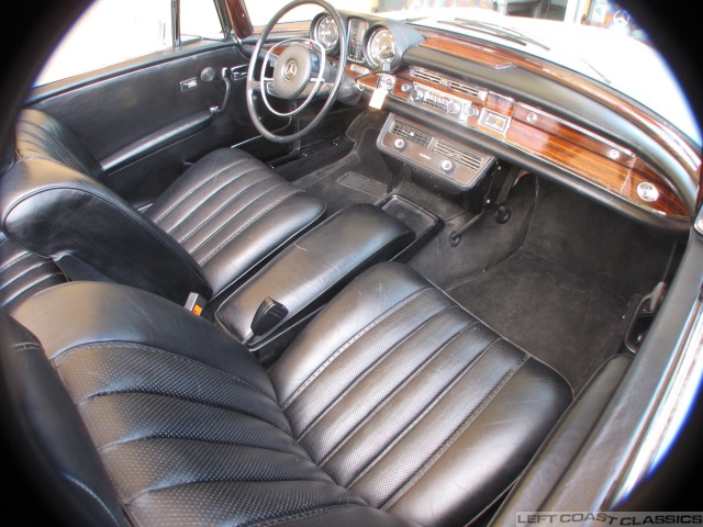 1969-mercedes-280se-cabriolet-146.jpg