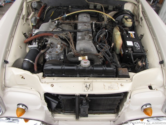 1969-mercedes-280se-cabriolet-168.jpg