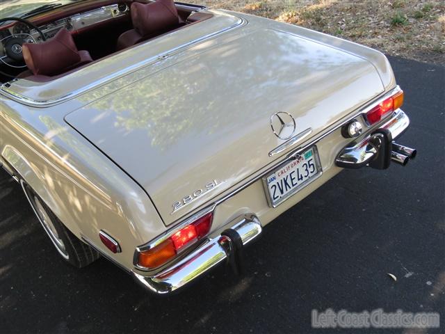 1969-mercedes-benz-280sl-pagoda-141.jpg