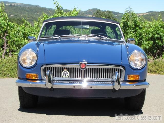 1969-mgb-roadster-002.jpg