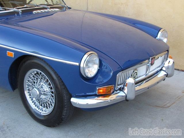 1969-mgb-roadster-082.jpg