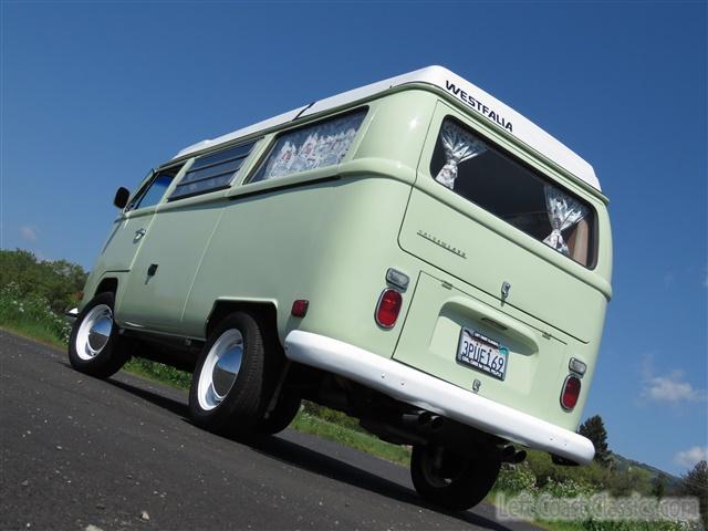 1969-volkswagen-westfalia-camper-015.jpg