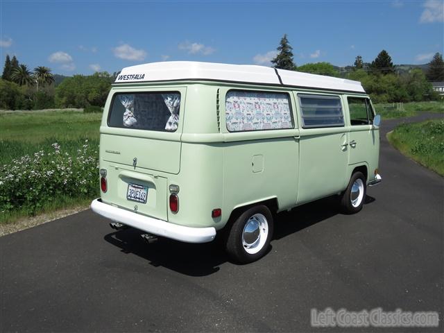 1969-volkswagen-westfalia-camper-026.jpg