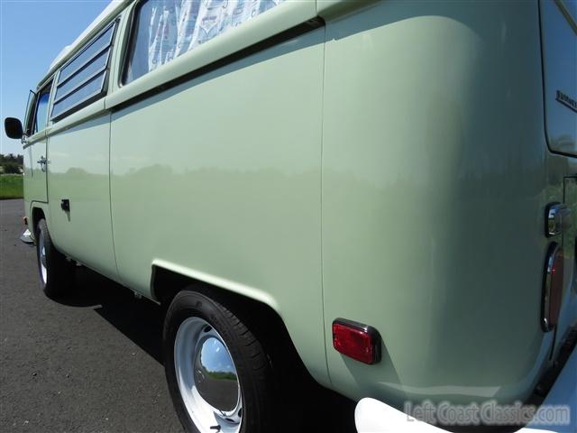 1969-volkswagen-westfalia-camper-100.jpg