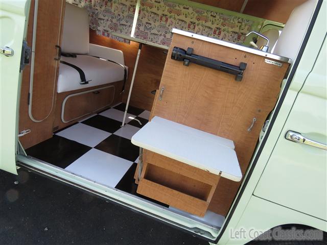 1969-volkswagen-westfalia-camper-129.jpg