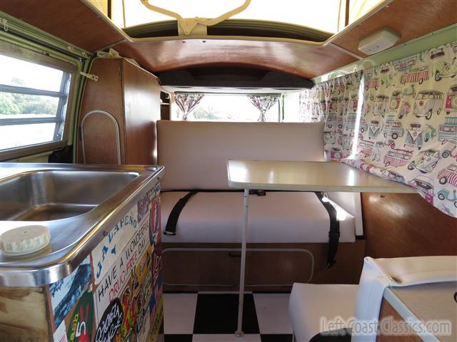 1969-volkswagen-westfalia-camper-135.jpg