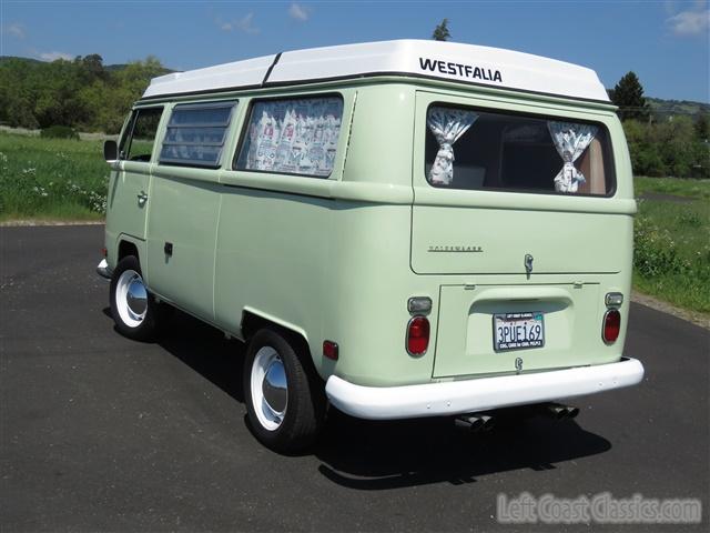 1969-volkswagen-westfalia-camper-251.jpg
