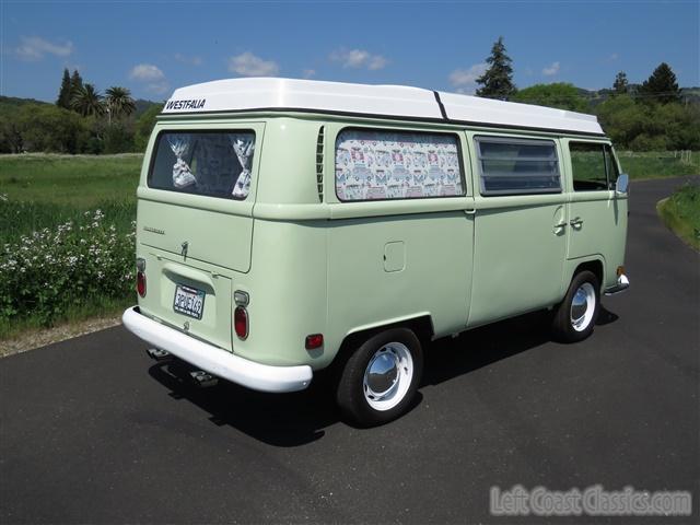 1969-volkswagen-westfalia-camper-254.jpg