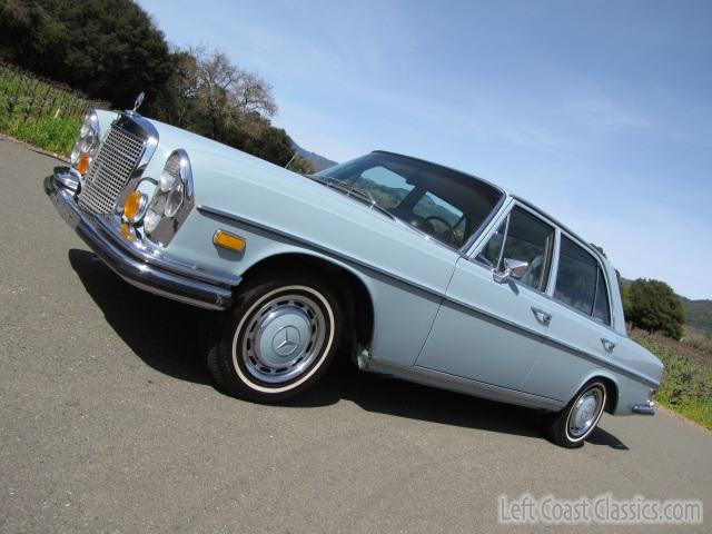 1970-mercedes-280s-1999.jpg