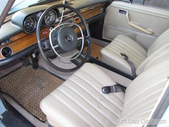 1970-mercedes-280s-2056.jpg