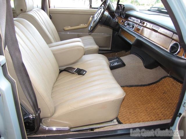 1970-mercedes-280s-2073.jpg