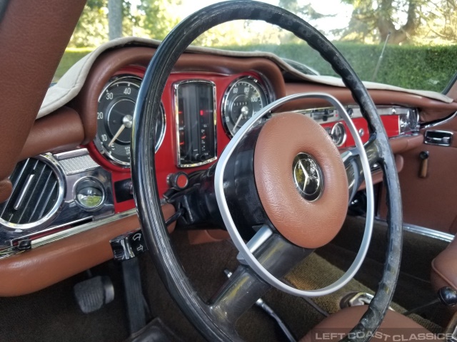 1970-mercedes-benz-280sl-094.jpg