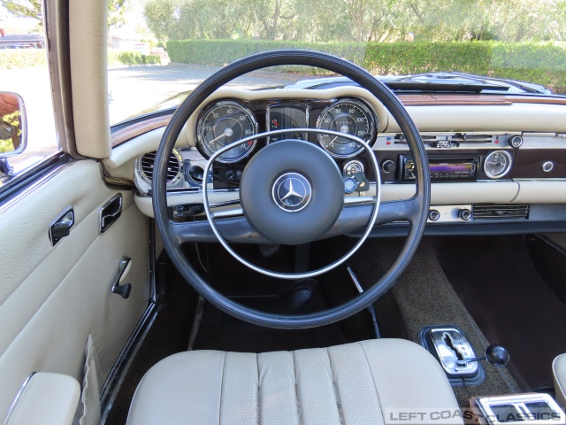 1970-mercedes-benz-280sl-roadster-125.jpg