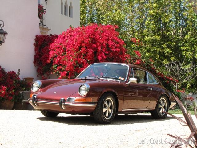 1970-porsche-911t-126.jpg