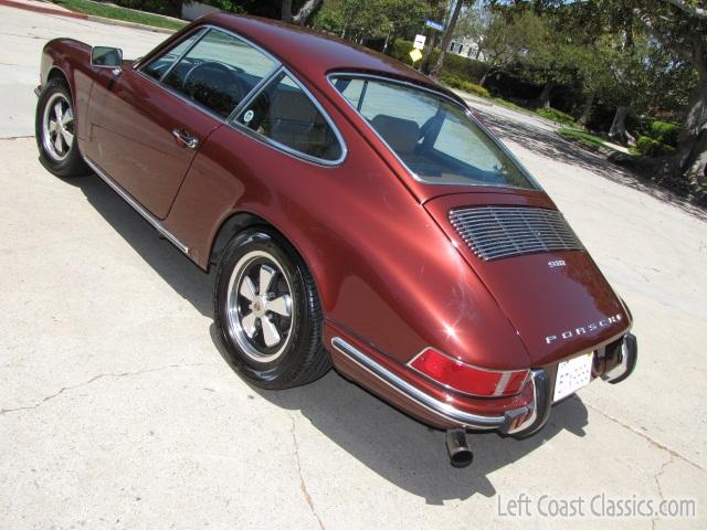 1970-porsche-911t-921.jpg