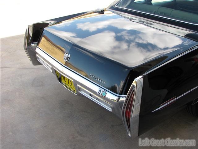 1971-cadillac-fleetwood-limousine-075.jpg