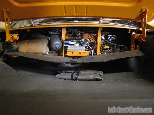 1971-karmann-ghia-convertible-129.jpg