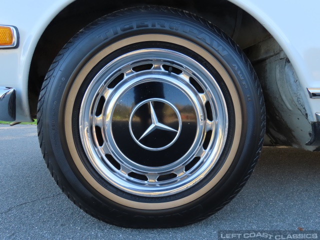 1971-mercedes-benz-280sl-082.jpg