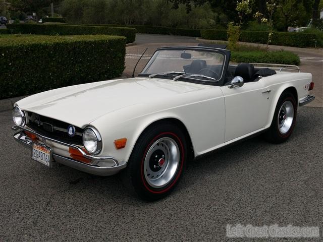 1971-triumph-tr6-012.jpg