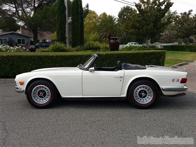 1971-triumph-tr6-019.jpg