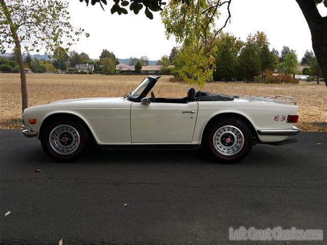 1971-triumph-tr6-182.jpg