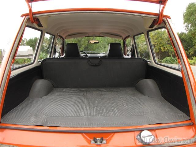 1971-volkswagen-squareback-127.jpg