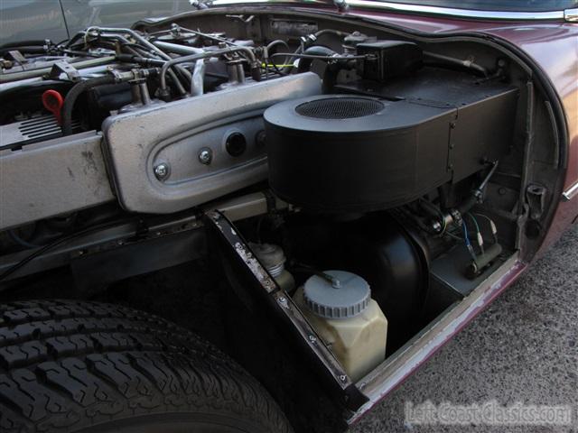 1973-jaguar-xke-2p2-138.jpg